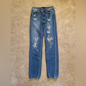 Judy Blue distressed skinny jeans size 26